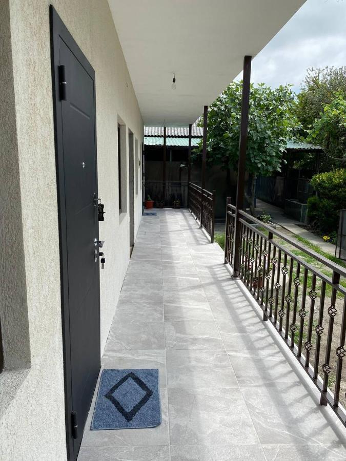 Леон Hotel Gagra Bagian luar foto