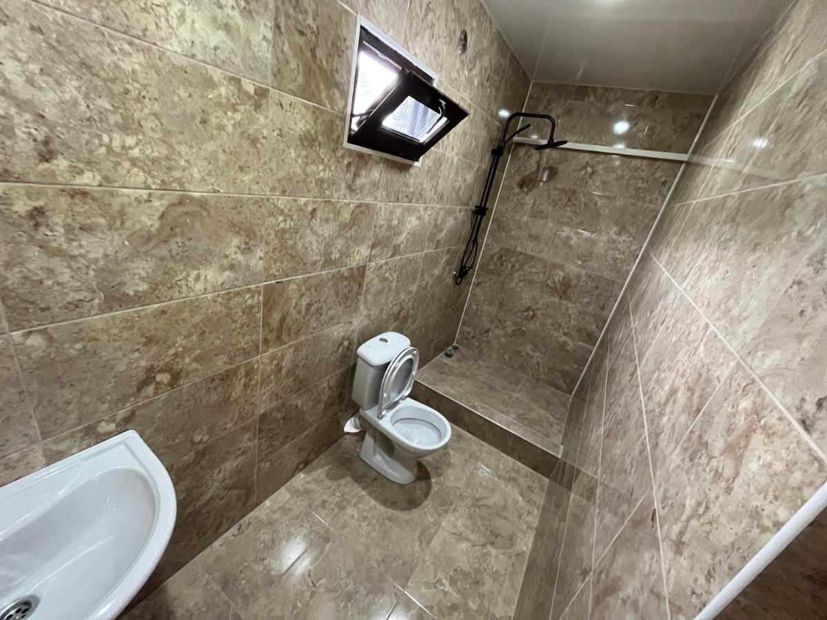 Леон Hotel Gagra Bagian luar foto