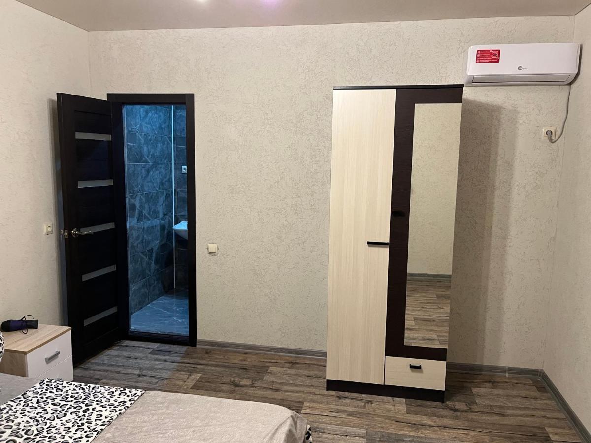 Леон Hotel Gagra Bagian luar foto