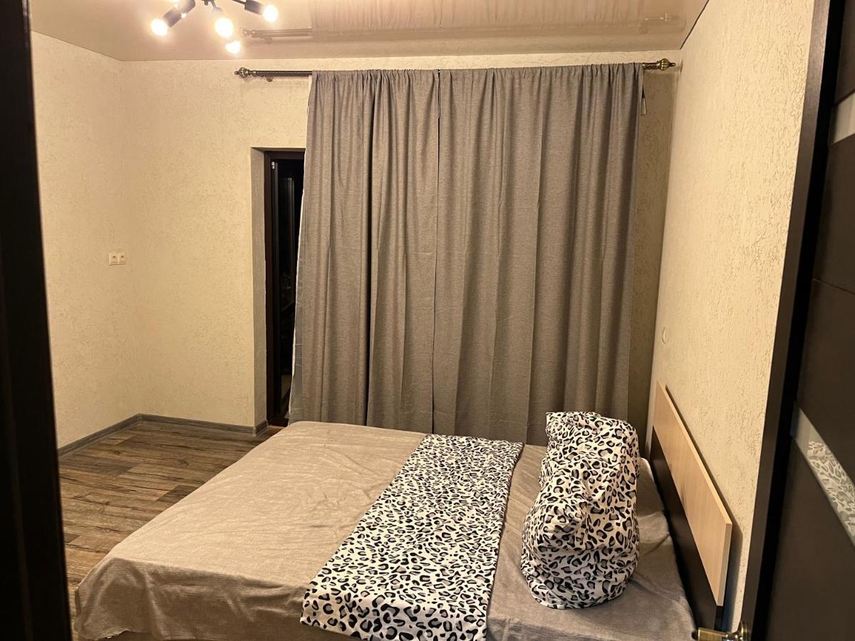 Леон Hotel Gagra Bagian luar foto